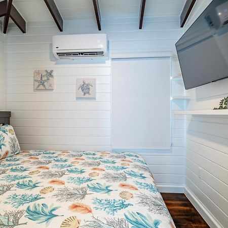 Casa De Moya At Mahogany Bay & The Poolclub Villa Сан Педро Екстериор снимка