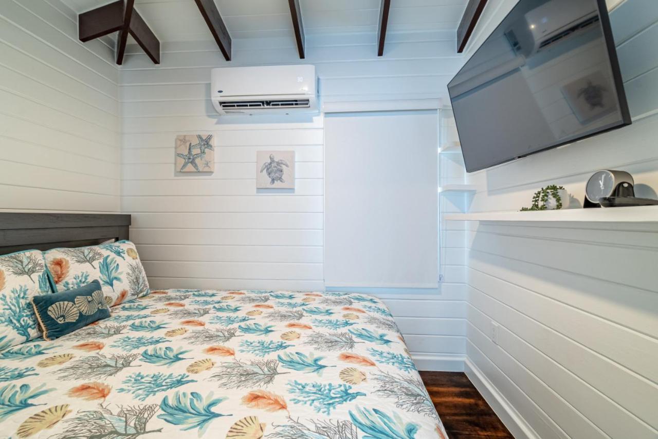 Casa De Moya At Mahogany Bay & The Poolclub Villa Сан Педро Екстериор снимка